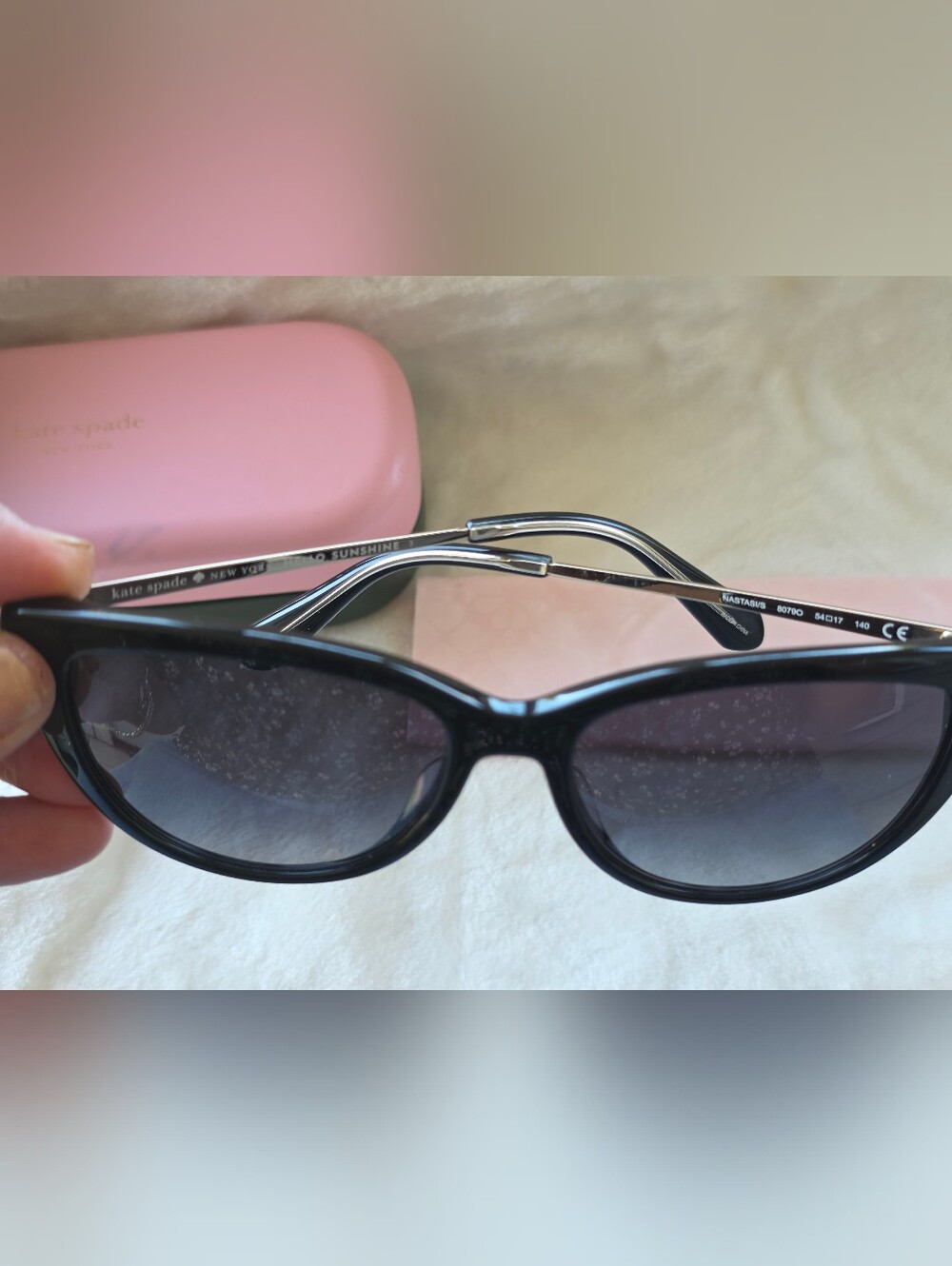 Kate Spade Black Cat-Eye Sunglasses with Pink Case - Picture 4 of 5